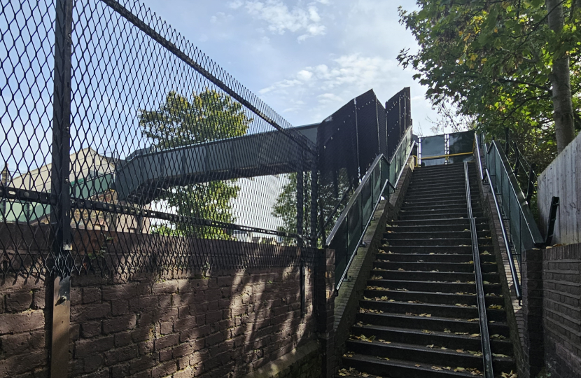 Mays Hill Road Rail foot bridge 